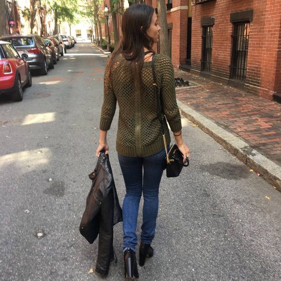 Distressed Sweater - Picture 3 of 8